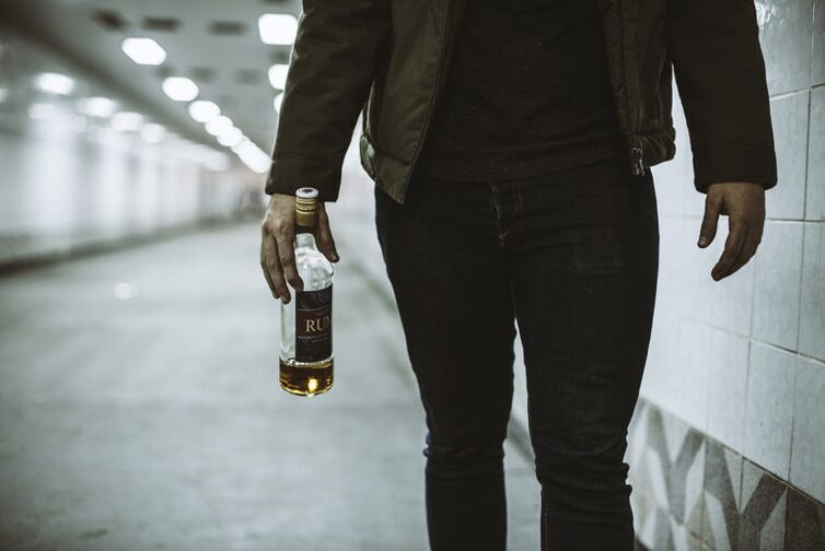Consecințele alcoolului pentru personalitate